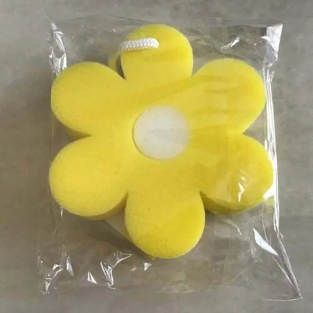 Beekman 1802 Bloom Bath Sponge - Brand New.